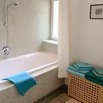 Charmante Altbauwohnung Im Herzen Von Appartement *
