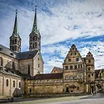 Charmante Altbauwohnung Im Herzen Von Bamberg