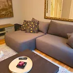 Apartment Charmante Altbauwohnung Im Herzen Von